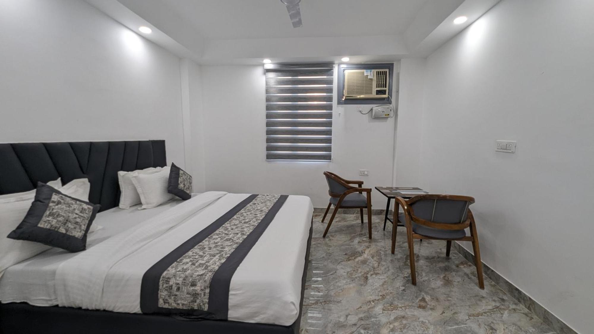 Hotel Green Vegas Faridabad Buitenkant foto