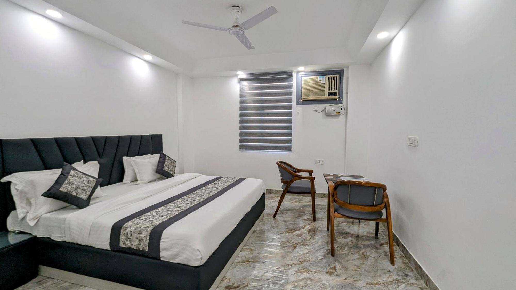Hotel Green Vegas Faridabad Buitenkant foto
