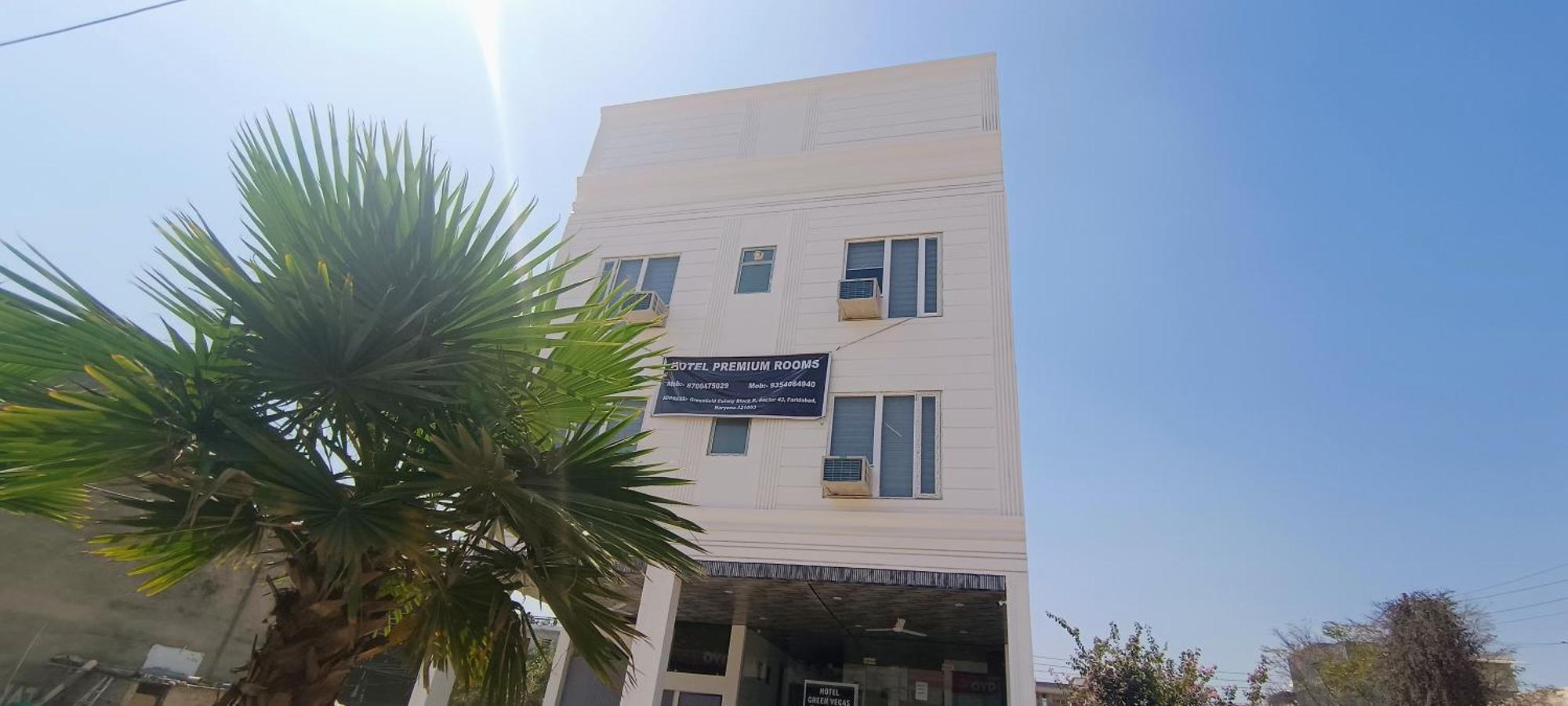 Hotel Green Vegas Faridabad Buitenkant foto